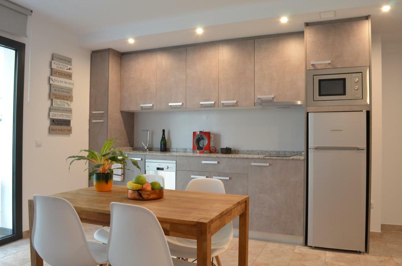 Arkadia Apartaments 2.1 Roses Extérieur photo